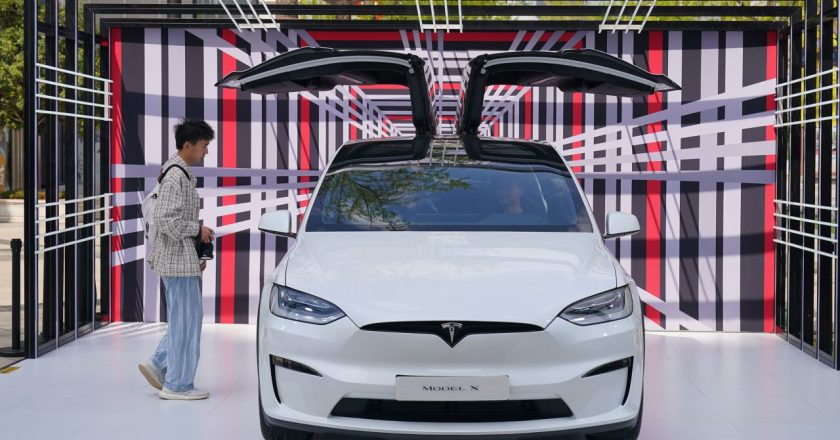 Customers in Malaysia are apparently told to pay a downpayment of RM15,000 for the Tesla Model 3