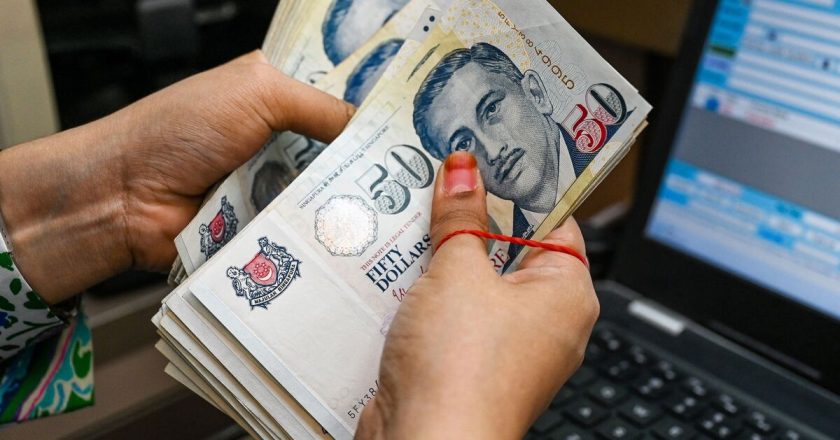 Strong Singapore dollar causing permanent brain drain from Malaysia