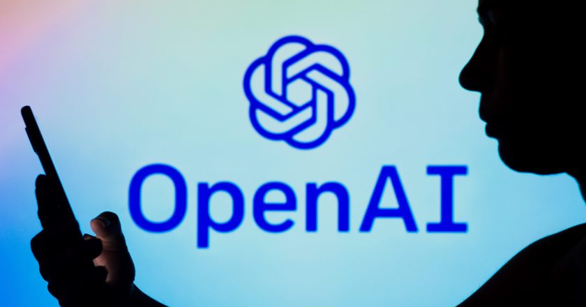 OpenAI and Jony Ive are in discussions with SoftBank to raise $1 billion for their AI device project.