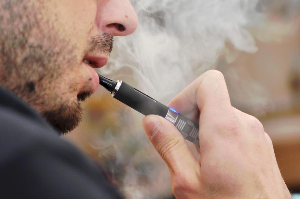 Australia to Implement Ban on Disposable Vape Imports from January