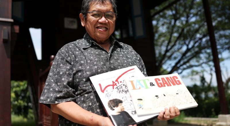 Datuk Lat receives Cai Zhizhong comic prize, thrilled by recognition in China