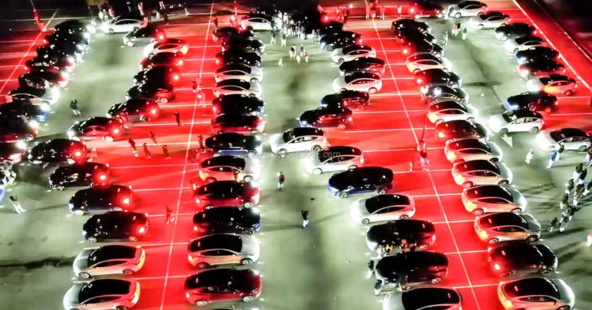 Tesla Light Show Breaks World Record: A Dazzling Night in Espoo